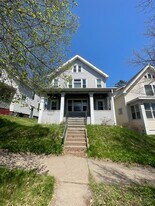 510 N 23rd Ave W in Duluth, MN - Building Photo