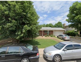 12837 E Ohio Ave in Aurora, CO - Building Photo