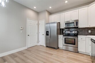 11068 Windsor Pl Cir in Tampa, FL - Building Photo - Building Photo
