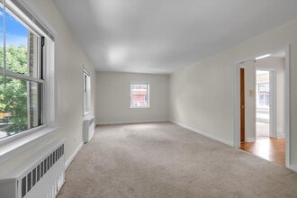 11060 64th Rd, Unit 58B in Forest Hills, NY - Building Photo - Building Photo