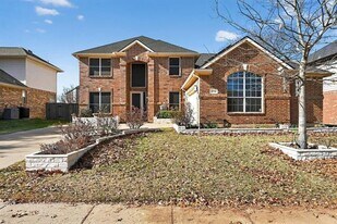 205 Lake Village Dr in McKinney, TX - Building Photo