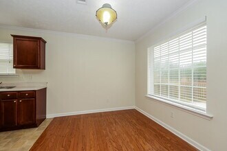 294 Davids Way in La Vergne, TN - Building Photo - Building Photo