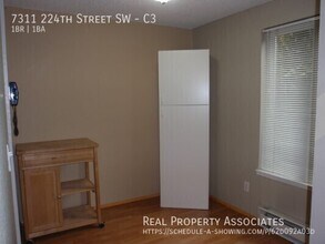 7311 224th St SW in Edmonds, WA - Building Photo - Building Photo