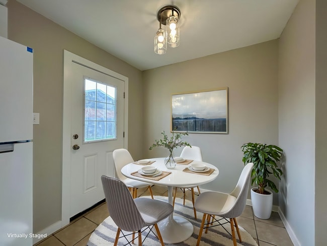 1319 W Price Ln in Rogers, AR - Building Photo - Building Photo