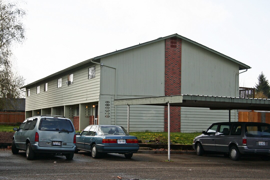 502 NE 108th Ave in Vancouver, WA - Foto de edificio