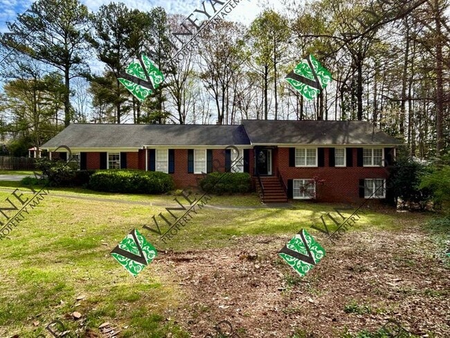 property at 1534 Collier Dr SE