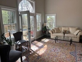 2368 Battle Forest Dr SW in Marietta, GA - Building Photo