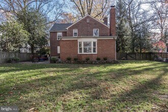6007 Welborn Dr in Bethesda, MD - Building Photo - Building Photo