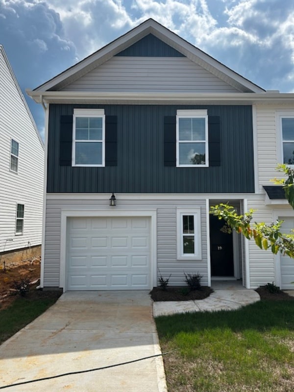 property at 19 Spg Pne Ct