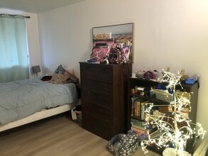 1845 Rue Duff Ct. in Montréal, QC - Building Photo - Building Photo