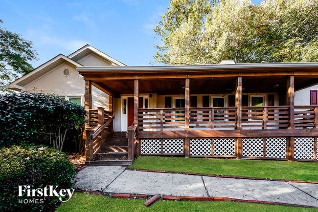 property at 112 Radford Cir SW