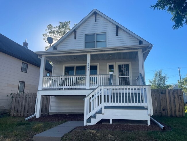 property at 2127 N Penn Ave