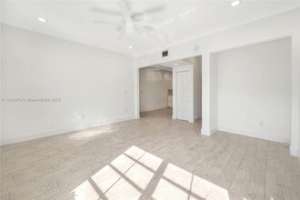 905 Michigan Ave in Miami Beach, FL - Building Photo - Building Photo