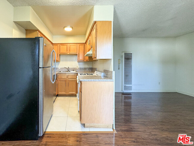 4439 Price St in Los Angeles, CA - Building Photo - Building Photo