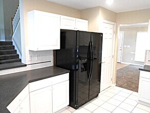 6185 Champions Dr in Westerville, OH - Building Photo - Building Photo