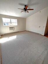 430 Cunat Blvd in Richmond, IL - Building Photo - Building Photo