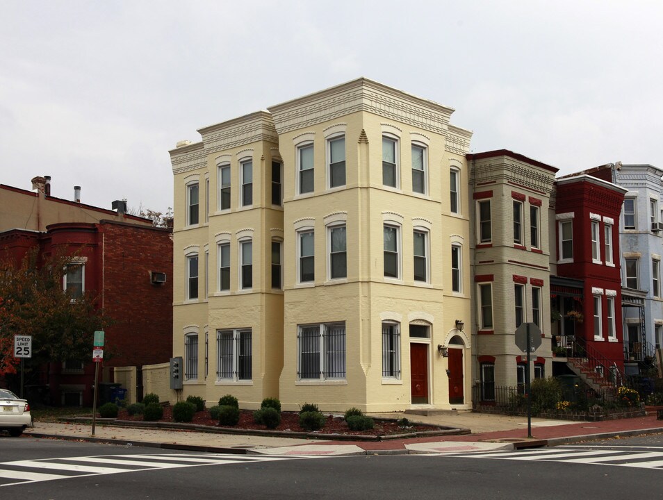 85-87 R St NW in Washington, DC - Building Photo