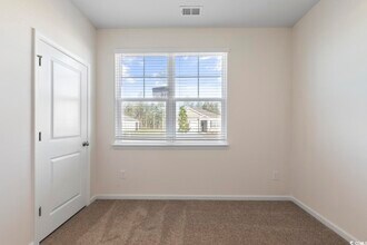 1833 Castlebay Dr in Conway, SC - Building Photo - Building Photo