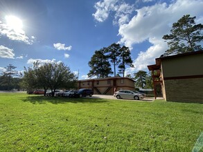 Parkway Terrace in Kountze, TX - Building Photo - Building Photo