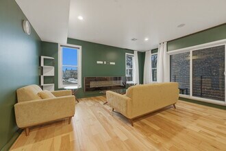 186 Paris St, Unit 1 in Boston, MA - Foto de edificio - Building Photo