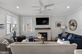 13 W 7th St in Ocean City, NJ - Foto de edificio - Building Photo