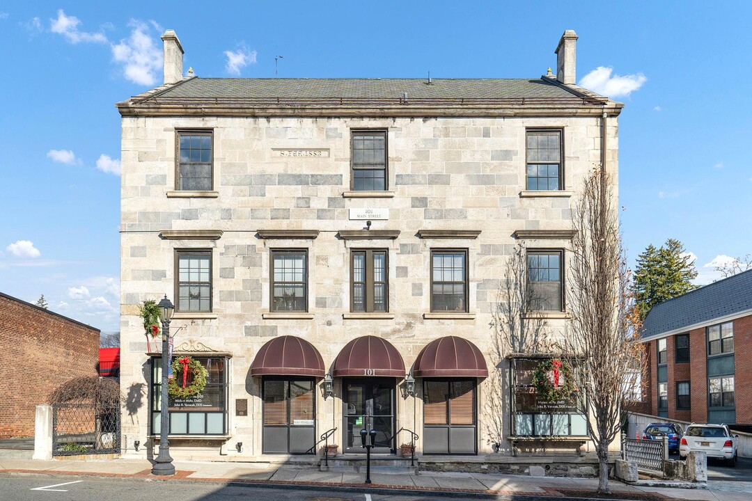 101 Main St-Unit -3 in Tuckahoe, NY - Building Photo