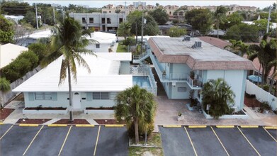 2250 SE 5th St in Pompano Beach, FL - Building Photo - Building Photo