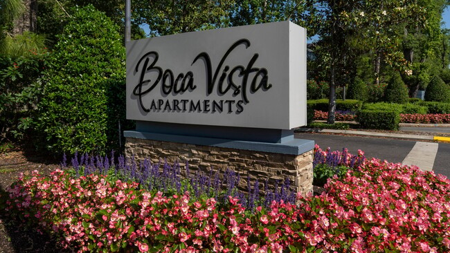 Boca Vista Apartments