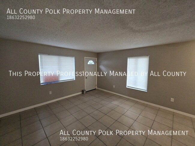 626 Pineville Ln in Lakeland, FL - Building Photo - Building Photo