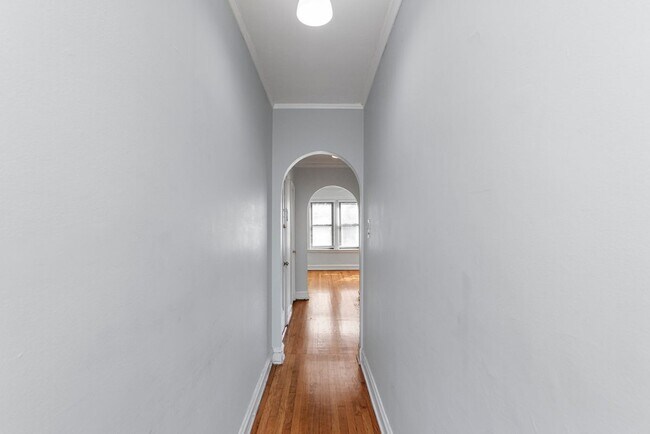 2344 W School St in Chicago, IL - Foto de edificio - Building Photo