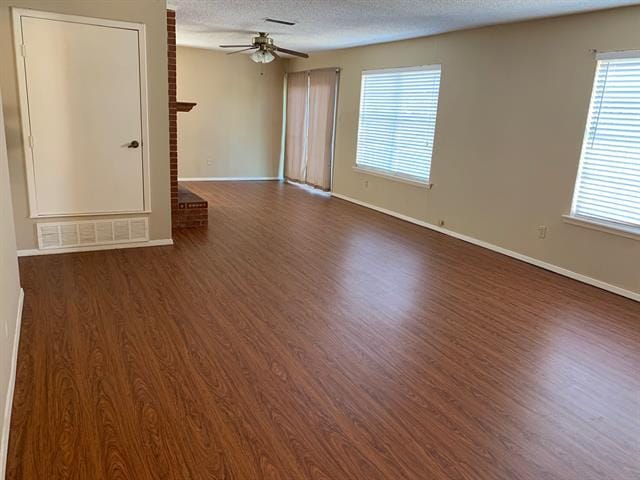 5509 Knights Ct in Lake Dallas, TX - Building Photo - Building Photo