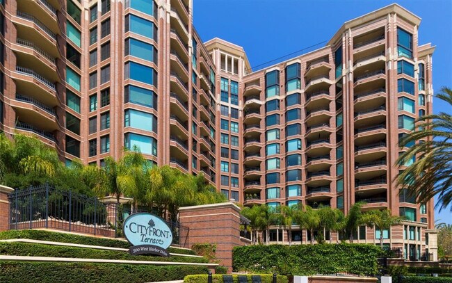 500 W Harbor Dr, Unit 922 in San Diego, CA - Building Photo - Building Photo