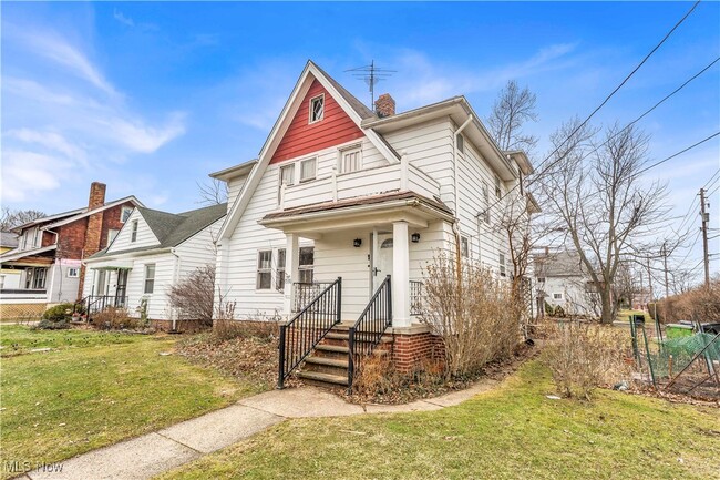 1530 E 214th St in Euclid, OH - Foto de edificio - Building Photo