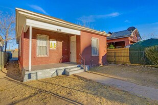 408 Nino Aguilera St in El Paso, TX - Building Photo