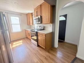 502 S Holly Ave in Sioux Falls, SD - Building Photo - Building Photo