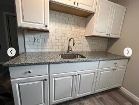 44 Farnham Ave in Torrington, CT - Building Photo