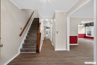 319 Montibello Dr in Cary, NC - Foto de edificio - Building Photo