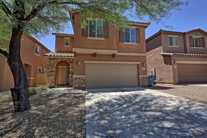 721 W Calle Ocarina in Sahuarita, AZ - Building Photo