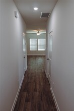 211 Forest W St in Magnolia, TX - Building Photo - Building Photo