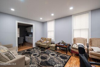 138 Main St in Cohoes, NY - Building Photo - Building Photo