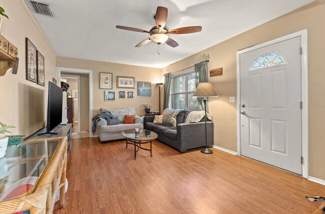 5898-5813 13th St N in St. Petersburg, FL - Building Photo - Building Photo