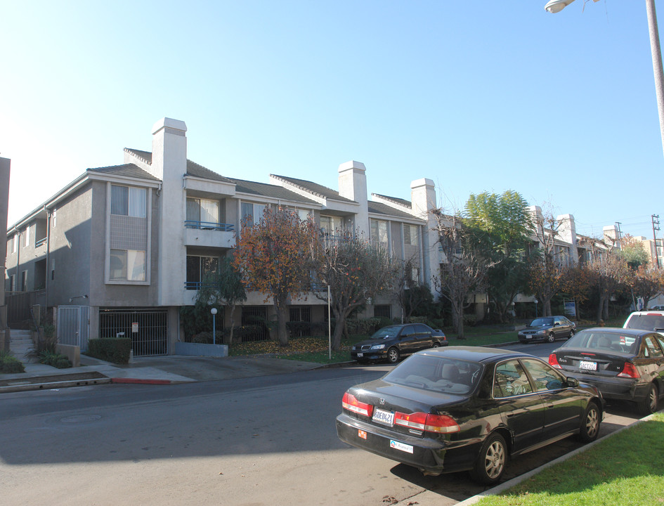 Morrison Park in North Hollywood, CA - Building Photo