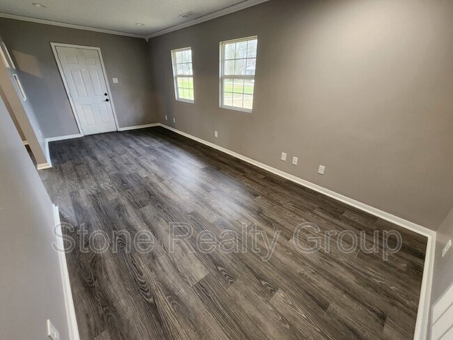 902 E Marley Dr in Terre Haute, IN - Building Photo - Building Photo