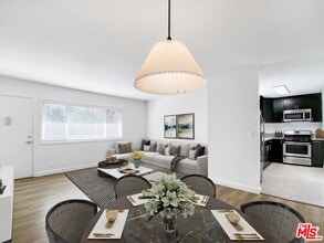 1446 Cochran Ave in Los Angeles, CA - Building Photo - Building Photo