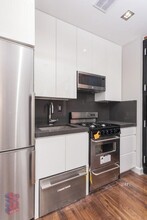 134 Orchard St, Unit 16 in New York, NY - Building Photo - Building Photo