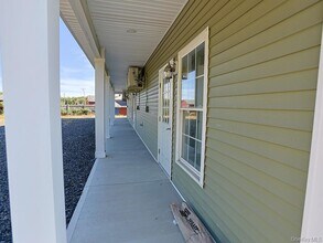 7 Greycourt Ave in Chester, NY - Building Photo - Building Photo