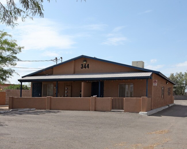 344 E Yavapai Rd in Tucson, AZ - Foto de edificio - Building Photo