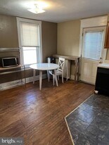 615 West Ave in Jenkintown, PA - Building Photo