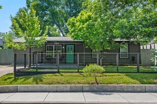 3307 Garden Villa Ln in Austin, TX - Building Photo