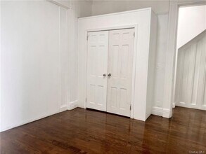 245 Warburton Ave-Unit -1 in Yonkers, NY - Building Photo - Building Photo